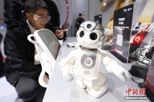 2025世界智能制造博覽會(huì)南京啟幕 智能機(jī)器人扎堆亮相，前沿裝備各展絕活