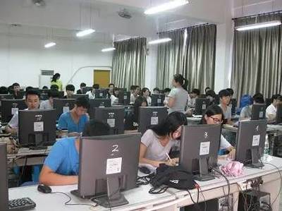 工匠搖籃 就業(yè)率99%以上的計算機(jī)技術(shù)培訓(xùn)學(xué)校如何“放大招”